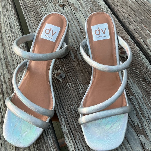 Dolce Vita Silver Sandals with Ankle Straps - Picture 1 of 7
